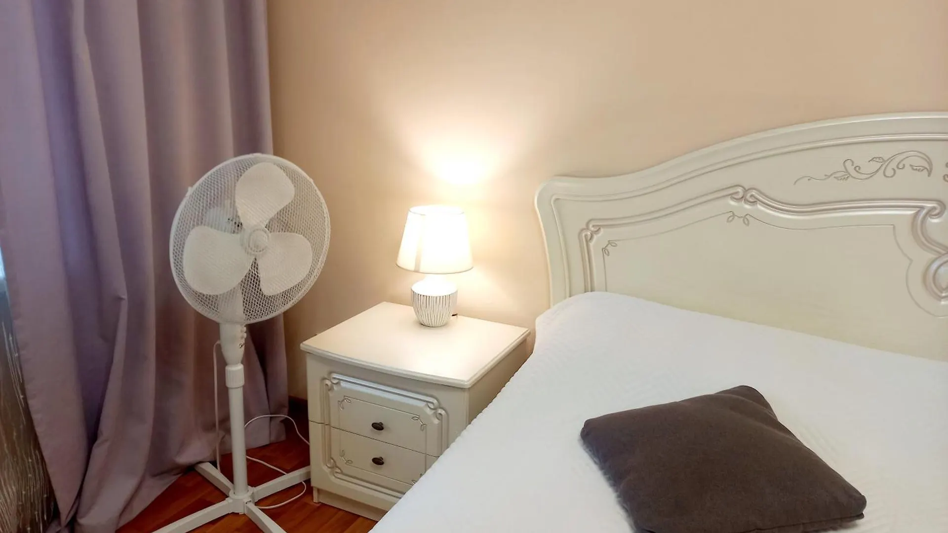 Apartamento Центркомфорт 2Х.Комн.Квартира Almatý